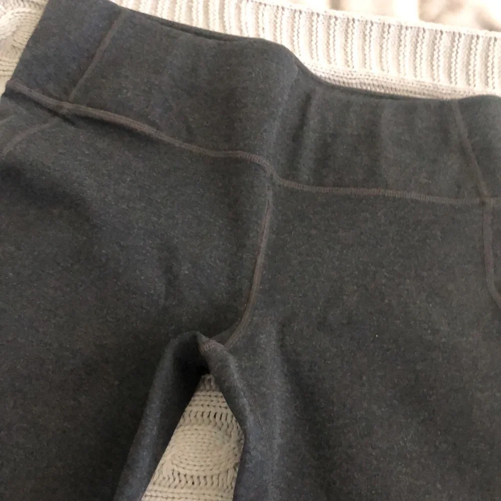 Gap Leggings Sculpt Ponte - Charcoal Grey - Size Medium NWOT - Picture 7 of 12